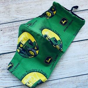 🚜 John Deere 🚜 Facemask 😷